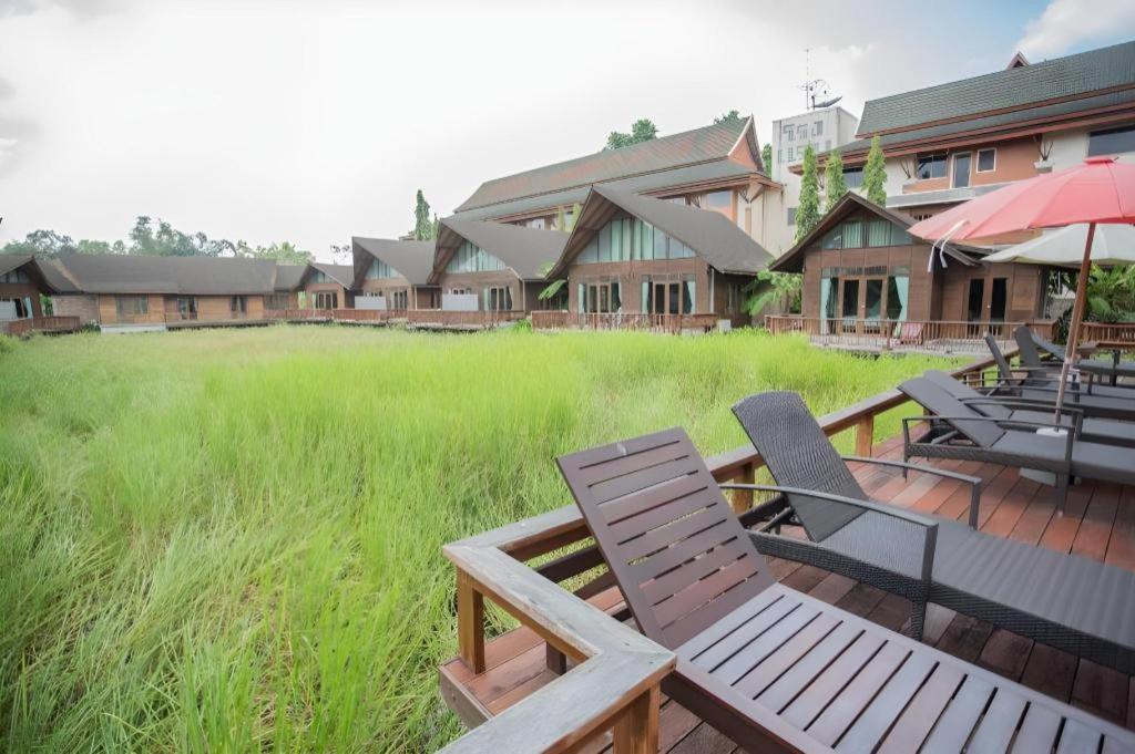 100 Islands Resort & Spa Surat Thani Esterno foto