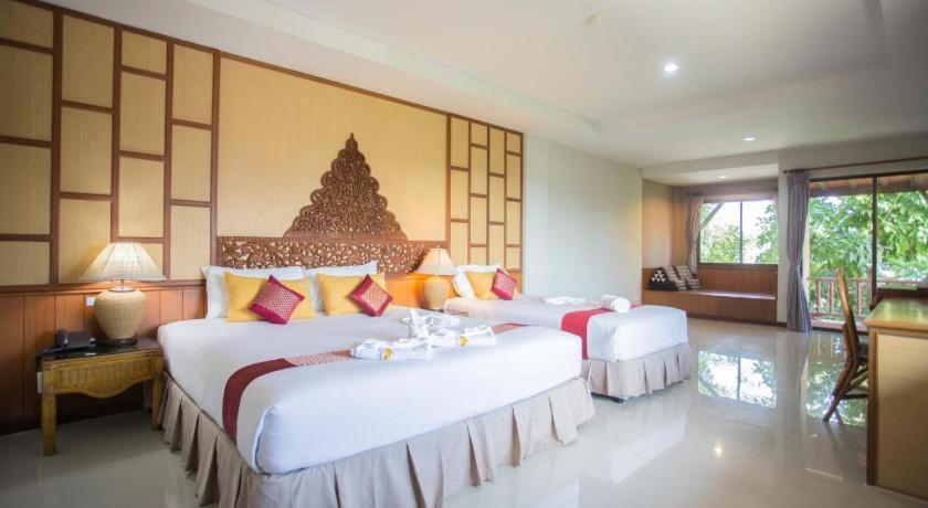 100 Islands Resort & Spa Surat Thani Esterno foto