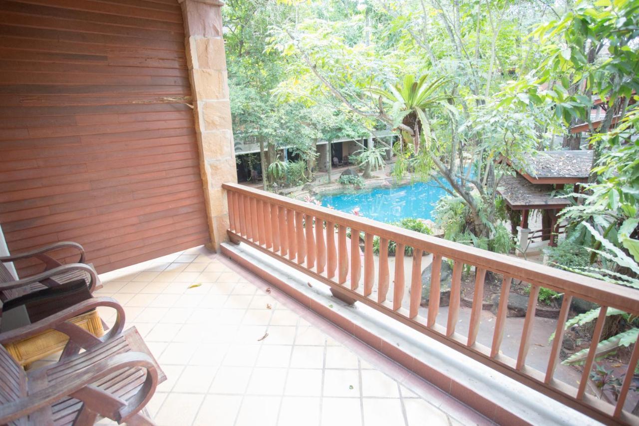100 Islands Resort & Spa Surat Thani Esterno foto